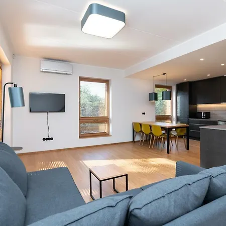 Self-Check-In 3 Bedroom Apartment With Sauna And Balconies Tallinn Exterior photo