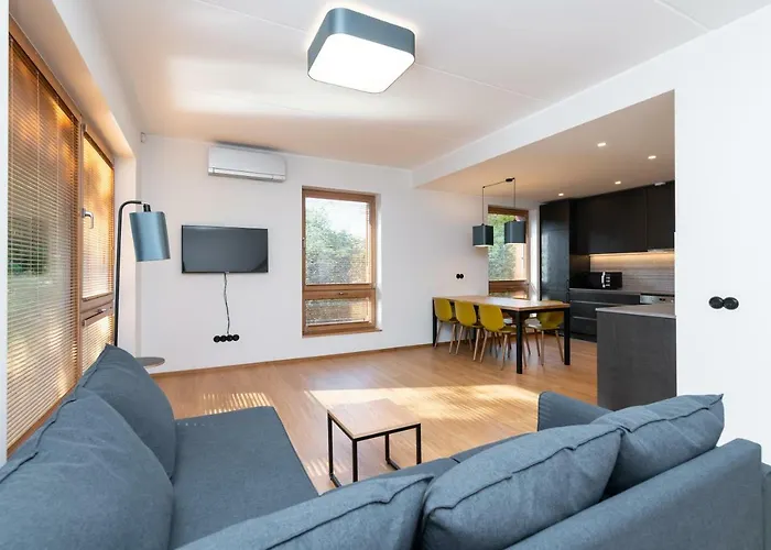 Self-Check-In 3 Bedroom Apartment With Sauna And Balconies
