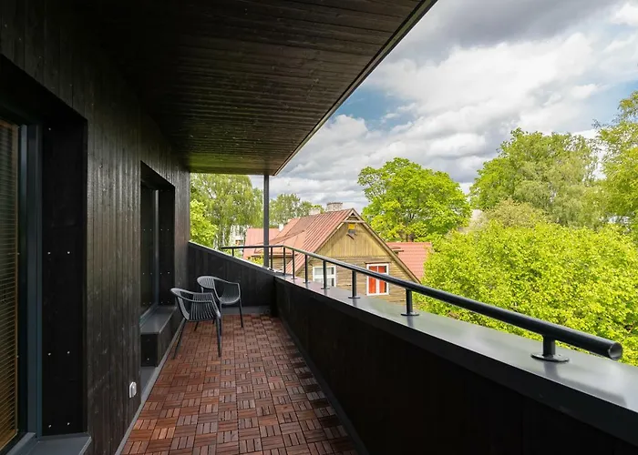 Self-Check-In 3 Bedroom Apartment With Sauna And Balconies